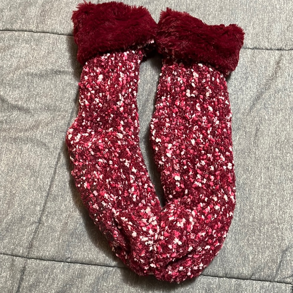NWOT Jane and Bleecker Slipper Socks